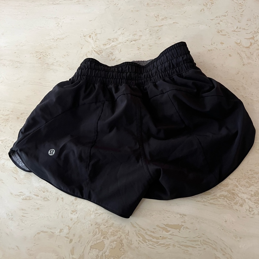 Black/gray lululemon reversible shorts